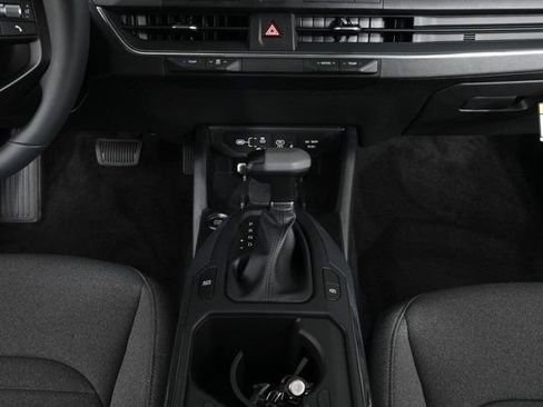 New 2025 Kia K4 EX image 15