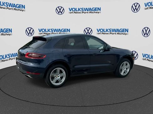Used 2018 Porsche Macan AWD/4WD image 8