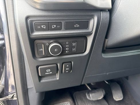 Used 2021 Ford F150 Lariat w/ Equipment Group 502A High AWD/4WD image 20