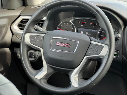 Used 2023 GMC Acadia SLT AWD/4WD image 12