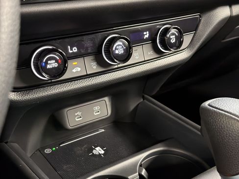 New 2027 Honda HR-V LX image 18