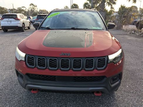 Used 2025 Jeep Compass Trailhawk w/ Trailhawk Elite Group image 9