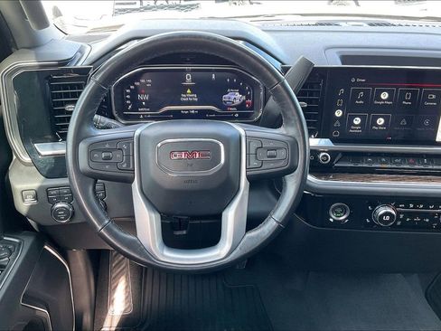 Used 2022 GMC Sierra 1500 Elevation w/ X31 Off-Road Package image 8