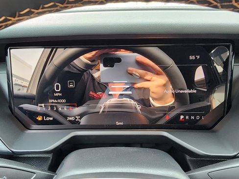 New 2026 GMC Acadia AT4 w/ Luxury Package image 27