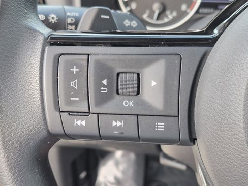 Certified 2023 Nissan Rogue SV FWD image 29