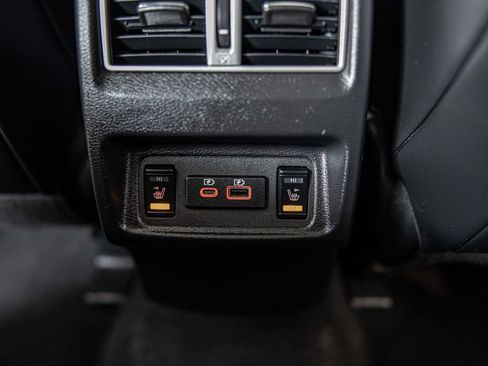 Used 2023 Nissan Maxima SL FWD image 36