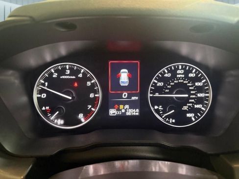 Certified 2025 Subaru Crosstrek 2.5i Premium AWD/4WD image 11