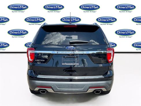 Used 2018 Ford Explorer Limited FWD image 6