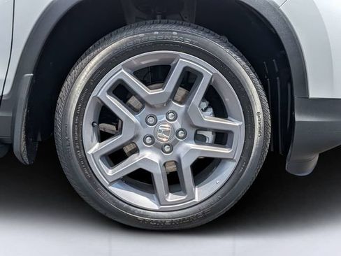 Used 2023 Honda Passport EX-L image 11