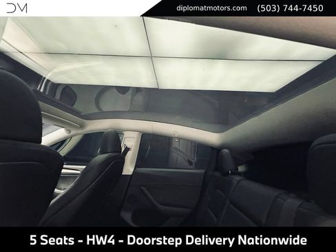 Used 2024 Tesla Model Y Performance AWD/4WD image 24