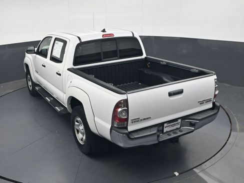 Used 2015 Toyota Tacoma PreRunner w/ SR5 Package RWD image 27