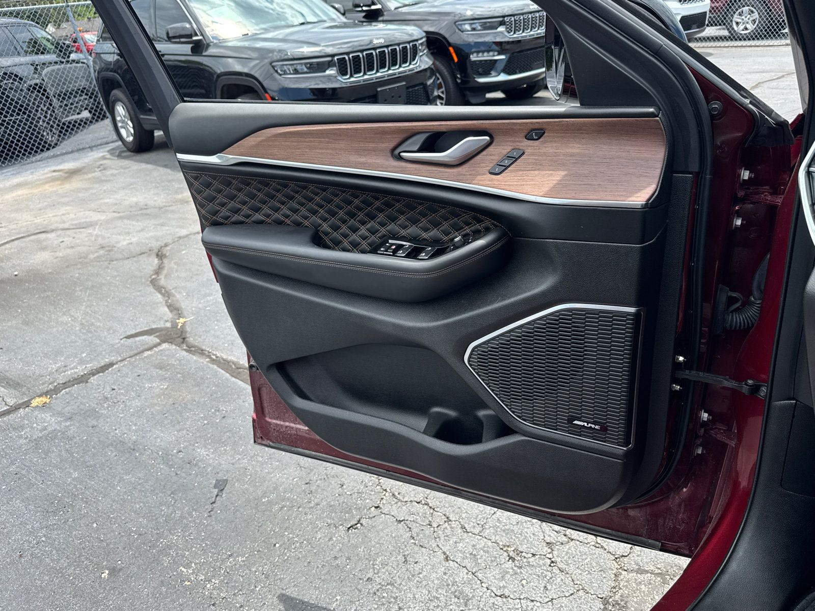 Used 2023 Jeep Grand Cherokee L Summit w/ Advanced Protech Group IV AWD/4WD image 19