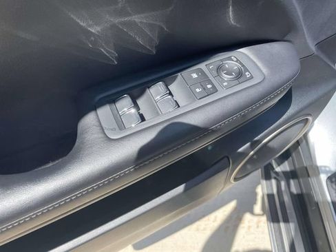Used 2022 Lexus RX 350L FWD w/ Premium Package image 21