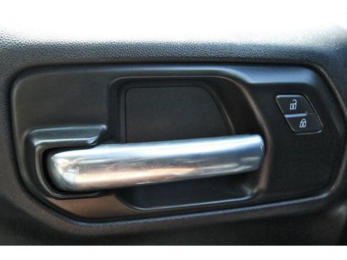 Used 2021 Chevrolet Silverado 1500 Custom AWD/4WD image 22