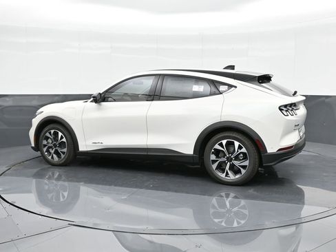 New 2024 Ford Mustang Mach-E Select w/ Comfort Package Lite image 28