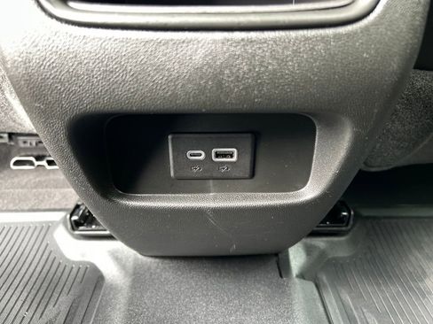 Used 2025 Cadillac XT5 Premium Luxury w/ LPO, Floor Liner Package image 17