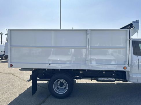 New 2025 Ford F350 XL w/ XL Chrome Package image 26