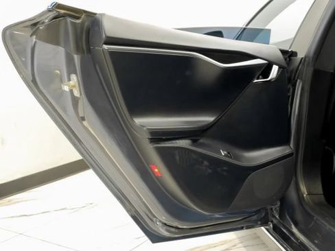 Used 2018 Tesla Model S 100D AWD/4WD image 47