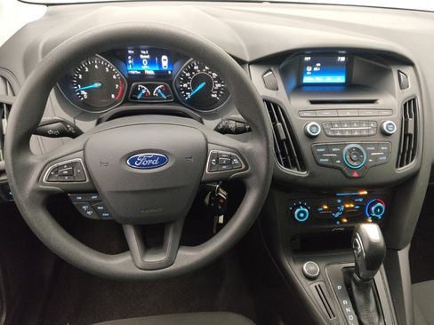 Used 2016 Ford Focus SE FWD image 22