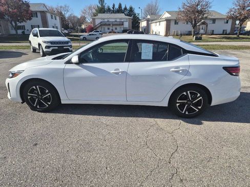 Used 2024 Nissan Sentra SV image 6