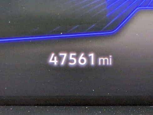 Used 2022 Volkswagen Taos SE FWD image 29
