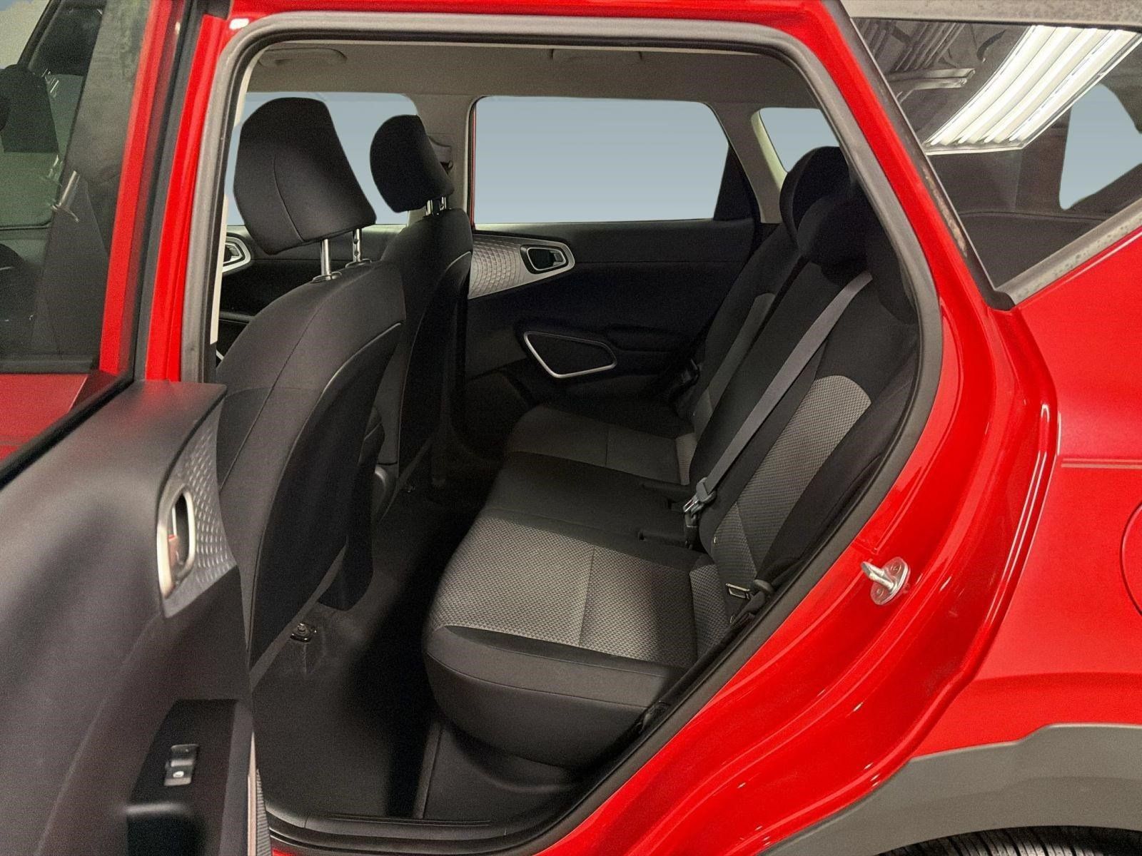 Used 2020 Kia Soul X-Line FWD image 23