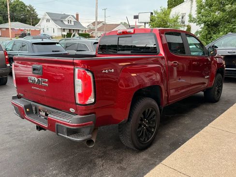 Used 2022 GMC Canyon Elevation w/ Elevation Premium Package AWD/4WD image 4