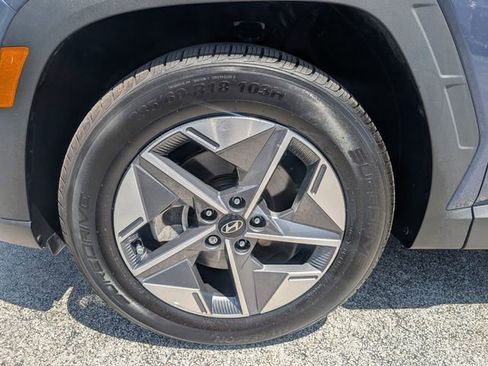 Used 2025 Hyundai Tucson SEL FWD image 19