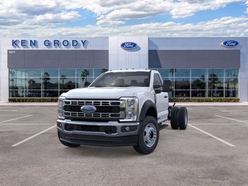 New 2026 Ford F600 4x4 Regular Cab Super Duty w/ XL Chrome Package image 2