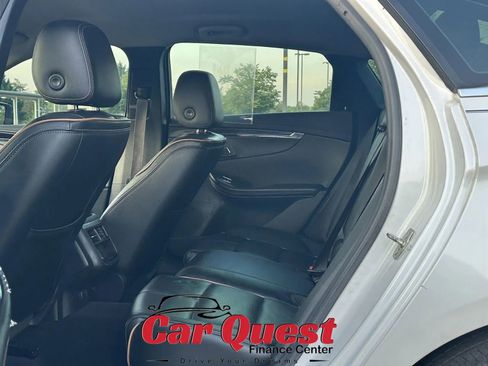 Used 2017 Chevrolet Impala Premier w/ Enhanced Convenience Package FWD image 12