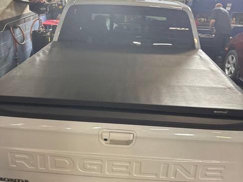 Used 2025 Honda Ridgeline RTL image 10