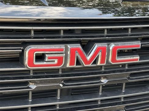 Used 2024 GMC Sierra 1500 Elevation RWD image 31