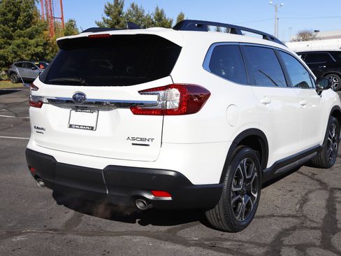 New 2025 Subaru Ascent Limited w/ Popular Package #2 image 3