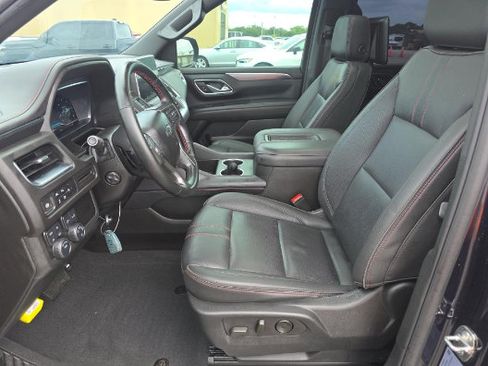 Used 2024 Chevrolet Tahoe RST w/ Luxury Package AWD/4WD image 9