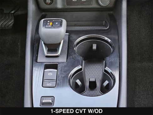 Used 2025 Nissan Rogue S image 22