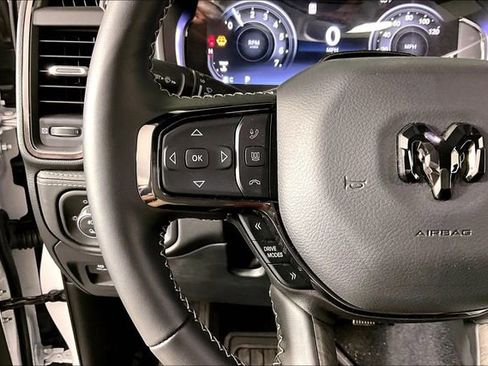 Used 2026 RAM 1500 Limited AWD/4WD image 9