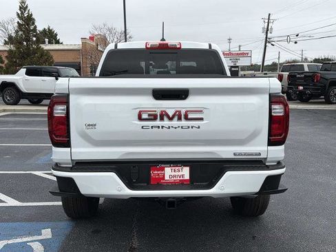 New 2026 GMC Canyon Elevation w/ Convenience Package image 24