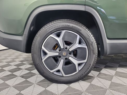Used 2023 Rivian R1S Adventure AWD/4WD image 12