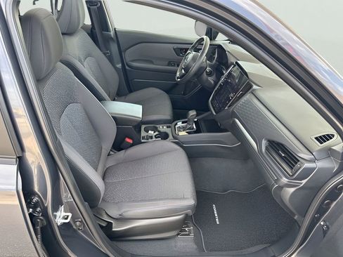 Used 2025 Subaru Forester Premium AWD/4WD image 19