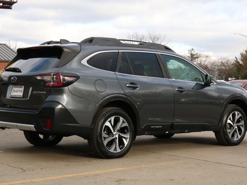 Used 2020 Subaru Outback Limited w/ Popular Package #2 image 8