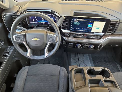 Used 2025 Chevrolet Silverado 1500 LT w/ Safety Package RWD image 17