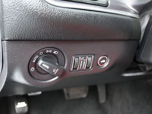 Used 2015 Dodge Challenger R/T Plus image 16