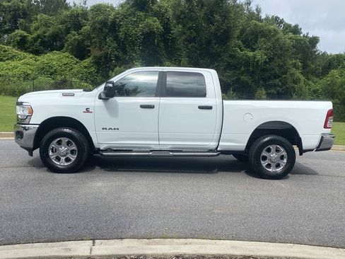 Used 2024 RAM 2500 Big Horn AWD/4WD image 9
