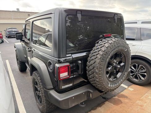 Used 2022 Jeep Wrangler Willys image 4