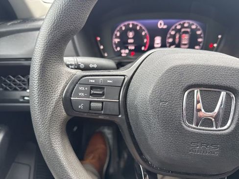 Certified 2023 Honda Accord EX image 19