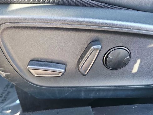 Used 2025 Ford Escape ST-Line image 17