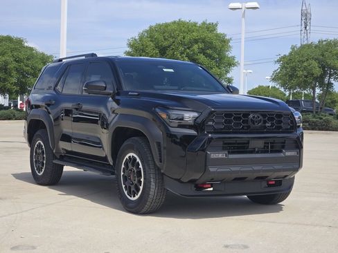 New 2026 Toyota 4Runner TRD Off-Road Premium AWD/4WD image 2