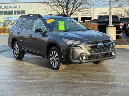 Certified 2025 Subaru Outback Premium w/ Popular Package #1A image 3