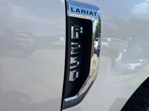 Used 2017 Ford F250 Lariat w/ Chrome Package AWD/4WD image 11