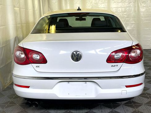 Used 2010 Volkswagen CC Sport image 8